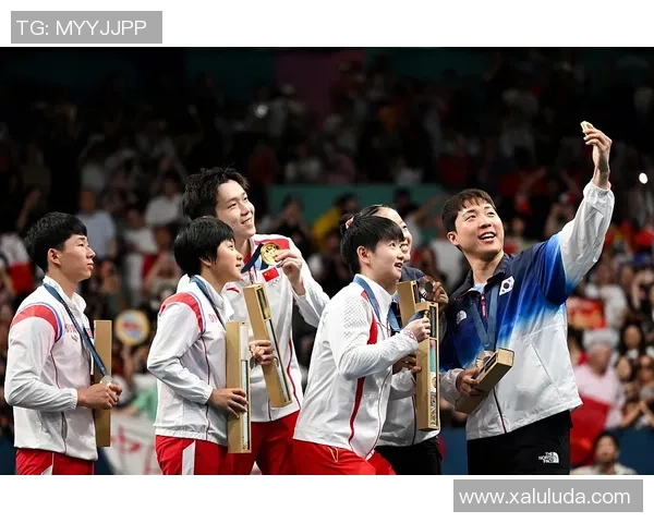 韩国与欧美选手趣味互动精彩呈现2v2表演赛引发热议